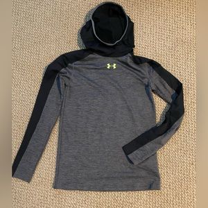 Under Armour Youth XL Hoodie - like new!